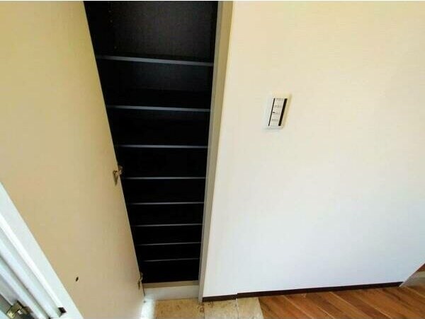 ライオンズマンション名駅西の物件内観写真