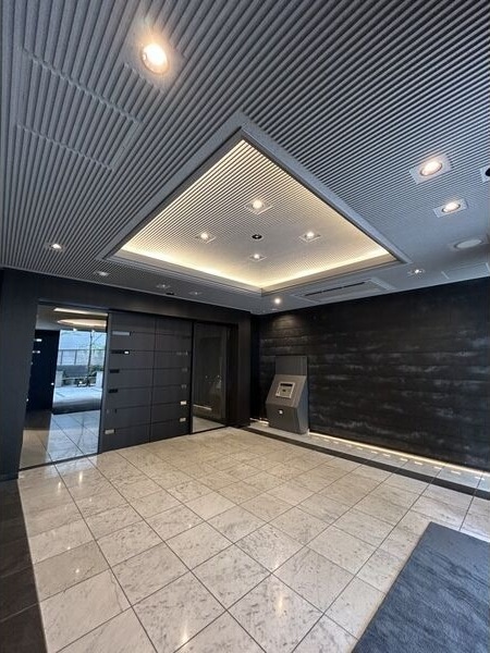 レジディア泉の物件外観写真