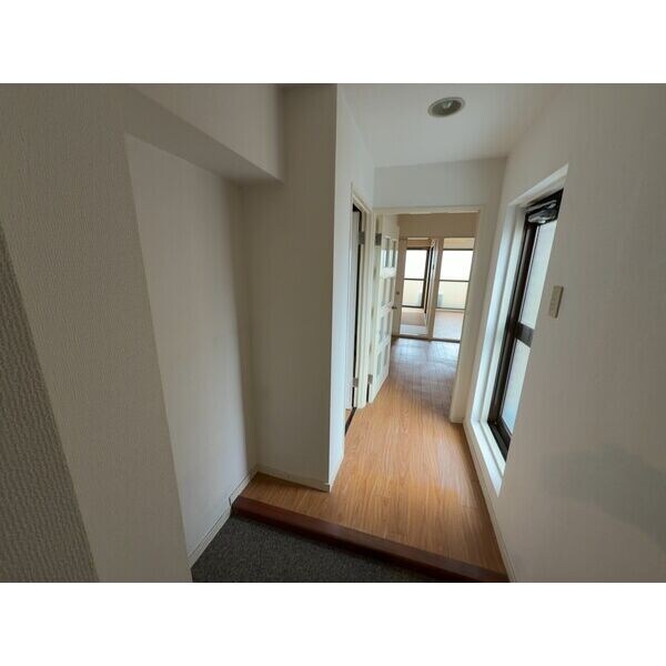 レスカール星ヶ丘の物件内観写真