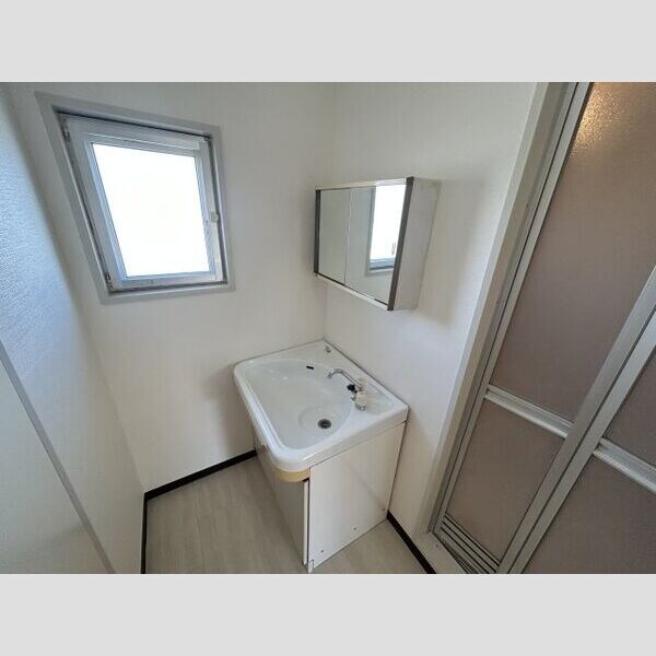 衣浦マンションC棟の物件内観写真