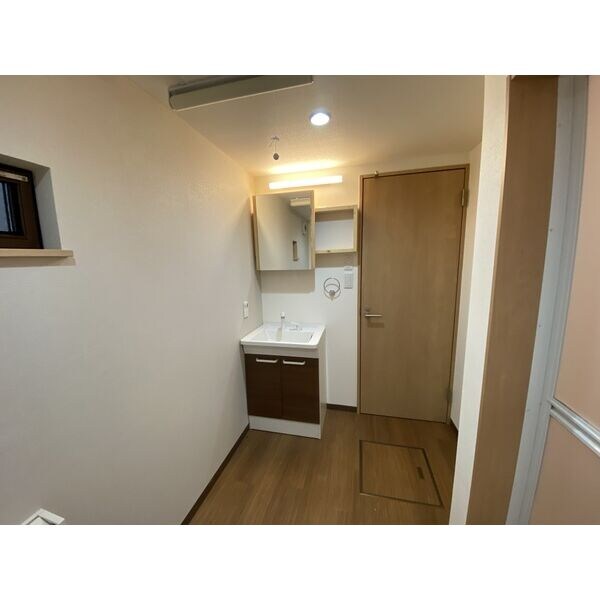 アースクエイク川間の物件内観写真