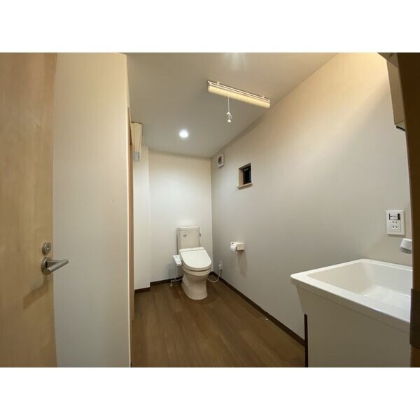 アースクエイク川間の物件内観写真