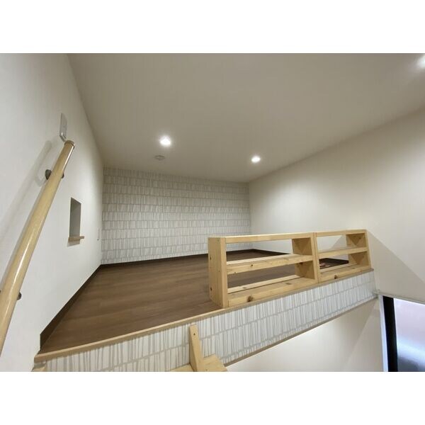 アースクエイク川間の物件内観写真