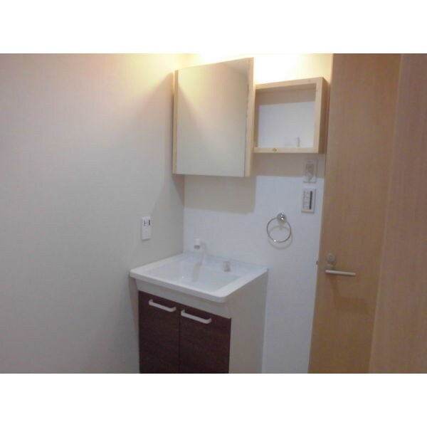 アースクエイク川間の物件内観写真