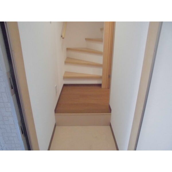 アースクエイク川間の物件内観写真