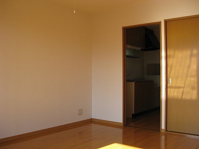 Surplusヴェルデの物件内観写真