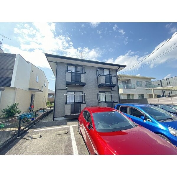 Surplusヴェルデの物件外観写真