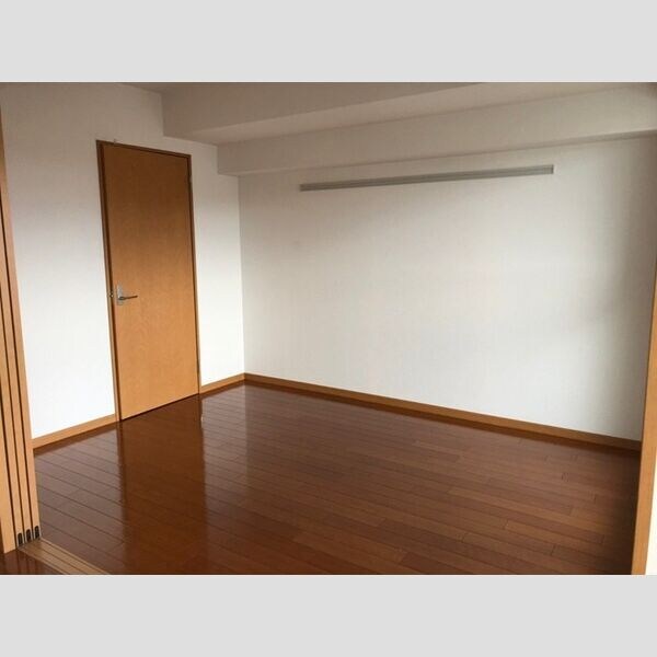 Tiffanyの物件内観写真