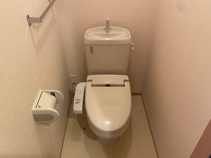 グランシャリオ前屋敷　Aの物件内観写真