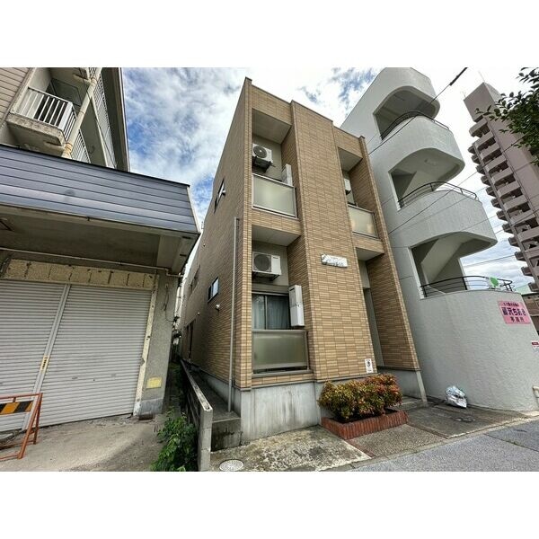 本笠寺駅 徒歩7分の物件外観写真