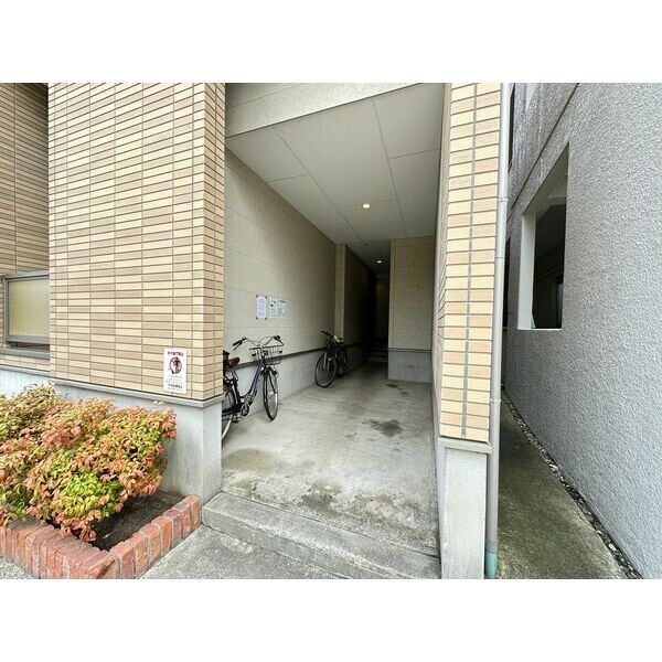 本笠寺駅 徒歩7分 2階の物件外観写真