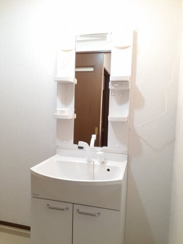 サンコリ－ヌ　Ａの物件内観写真