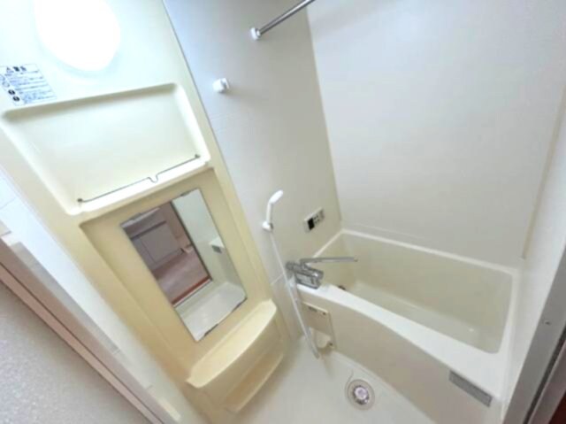 サンタ　ピュアリの物件内観写真