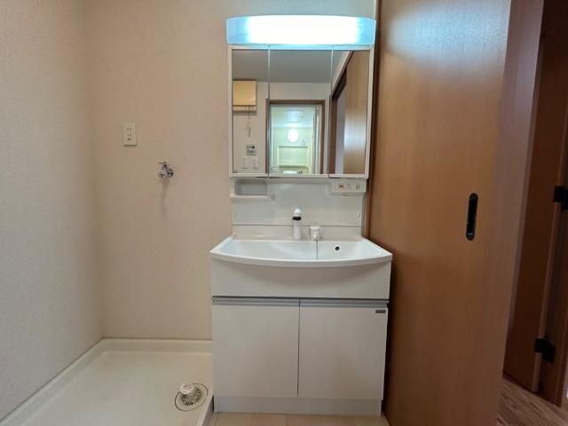 サンタ　ピュアリの物件内観写真