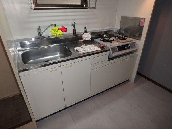 エムズハウス栄の物件内観写真