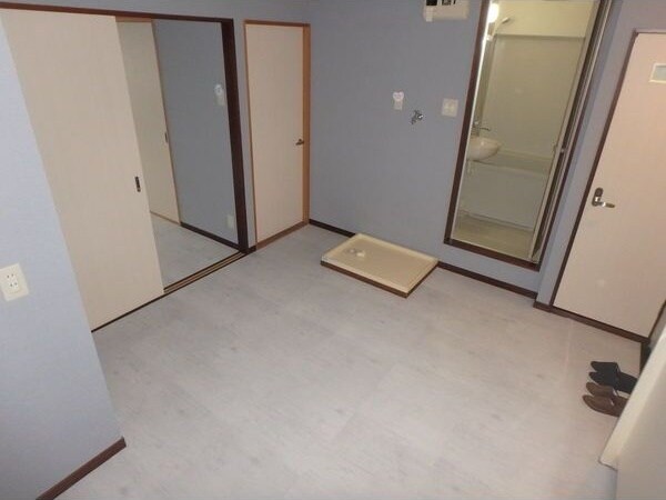 エムズハウス栄の物件内観写真