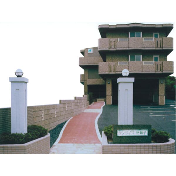 新舞子駅 徒歩4分の物件外観写真