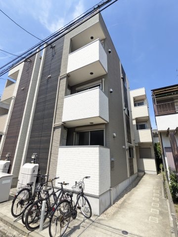 ハーモニーテラスティーエイチの物件外観写真