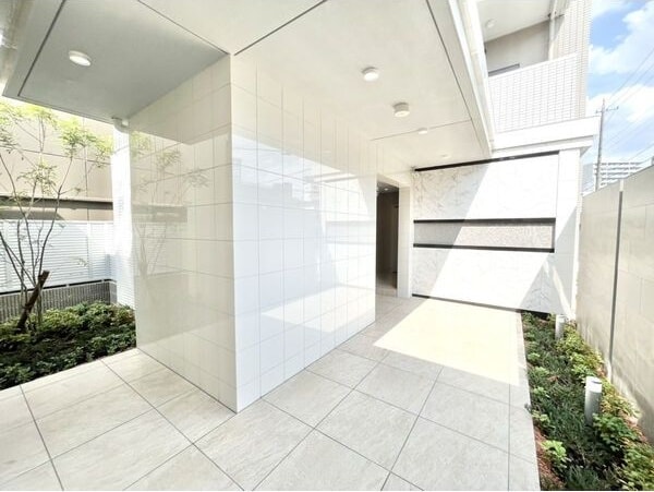 RAFFLE OZONEⅡ -South Garden-の物件外観写真