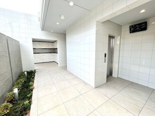 RAFFLE OZONEⅡ -South Garden-の物件外観写真