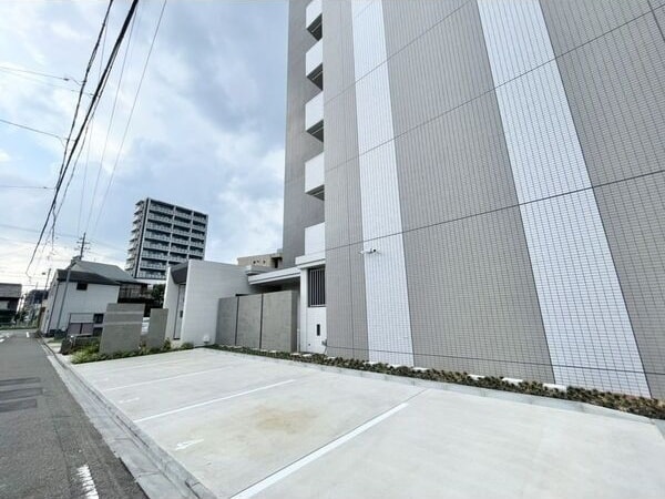 RAFFLE OZONEⅡ -South Garden-の物件外観写真