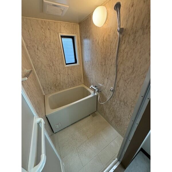 本郷駅 徒歩36分 3階の物件内観写真