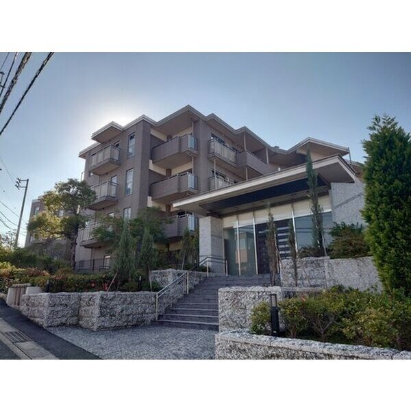 八事駅 徒歩9分 1階の物件外観写真