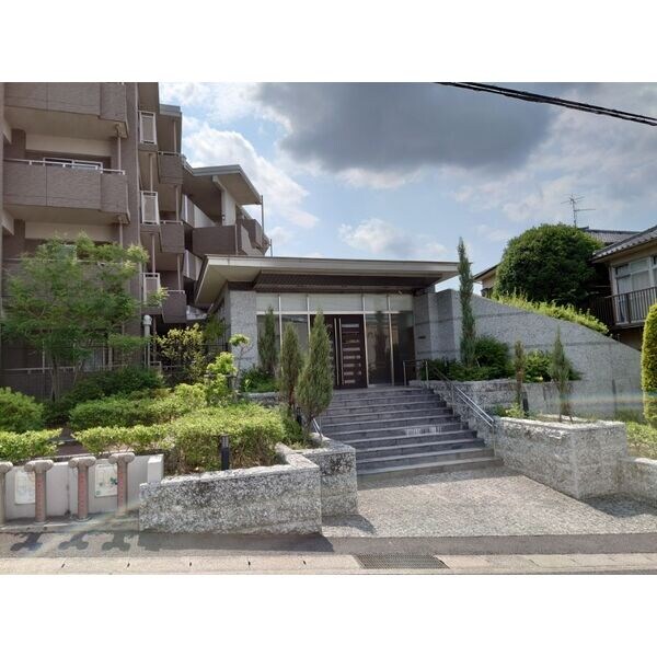 八事駅 徒歩9分 1階の物件外観写真