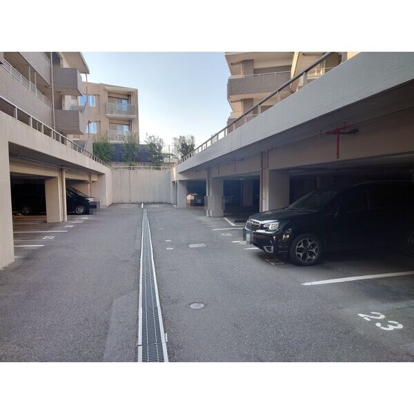 八事駅 徒歩9分 1階の物件外観写真