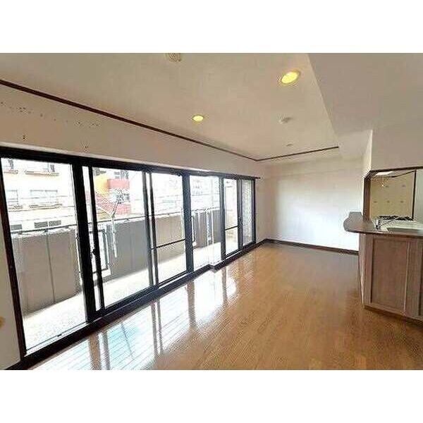 一社駅 徒歩10分 2階の物件内観写真