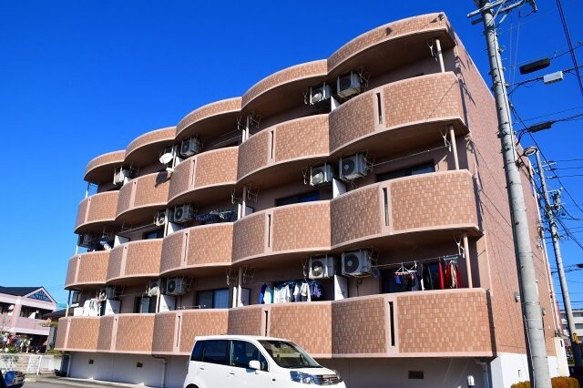 ファミール明定の物件外観写真