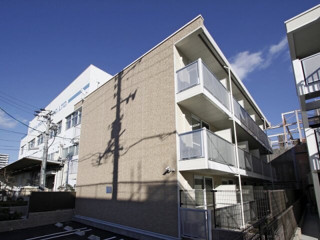 レオパレスブオーノの物件外観写真