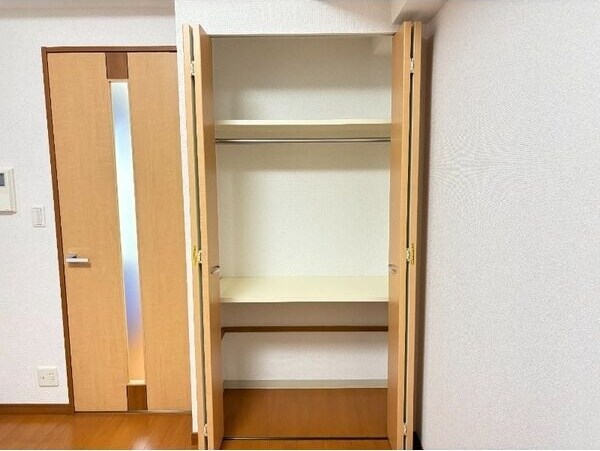 プレサンス泉セレグレードの物件内観写真