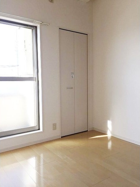 ビルーチェAの物件内観写真