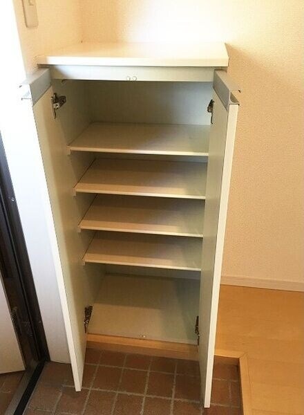 ビルーチェAの物件内観写真