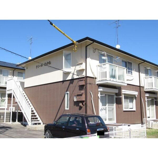 ドミールたかねの物件外観写真