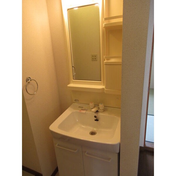 ドミールたかねの物件内観写真