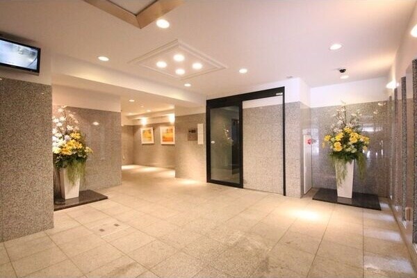 BSレジデンス栄の物件外観写真