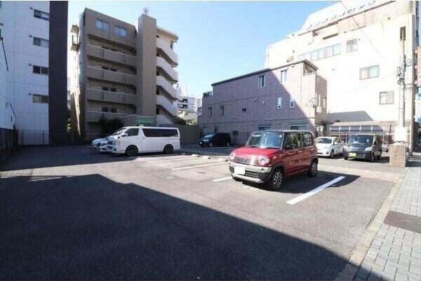 ネオ青山の物件外観写真