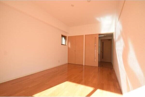 ネオ青山の物件内観写真