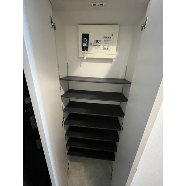 名古屋駅 徒歩10分 7階の物件内観写真