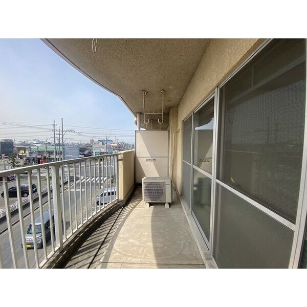 プレズ名古屋入場の物件内観写真