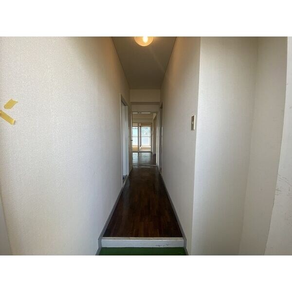 プレズ名古屋入場の物件内観写真