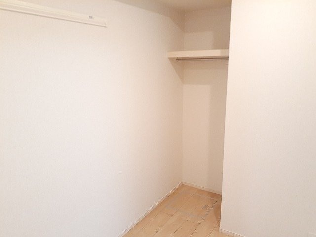 レッド・リーブスⅦの物件内観写真