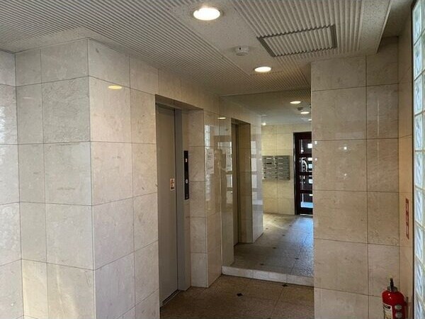 エテルナ本陣の物件外観写真