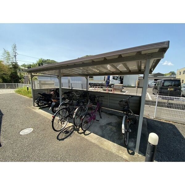 グリーンヒル矢高の物件内観写真