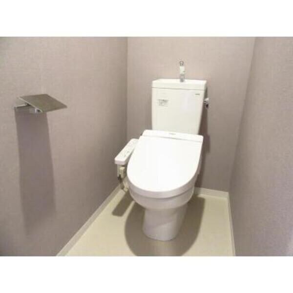 アデグランツ藤が丘の物件内観写真