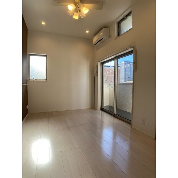 ヴィータ+Nの物件内観写真