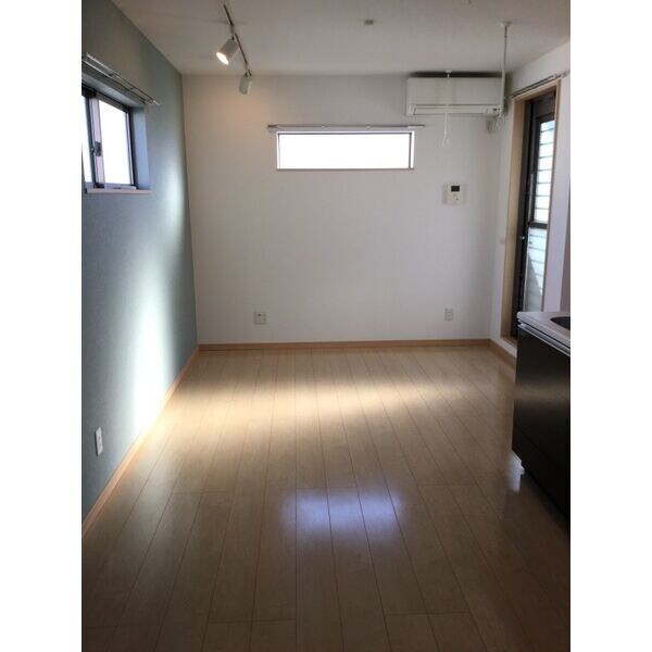 shiva apartmentの物件内観写真