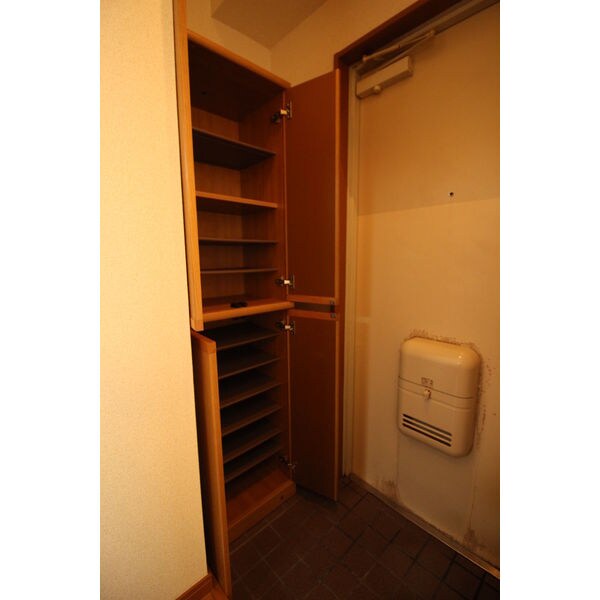 センチュリーパーク新川1番館の物件内観写真